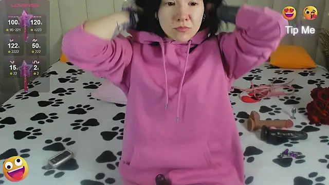 Lina Moony online show from February 27, 2:22 am