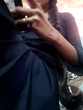 Riya 917 online show from February 3, 6:40 am