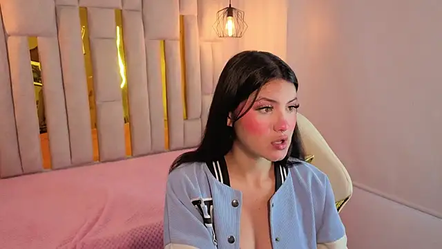 Brandy collinss online show from April 25, 12:41 pm