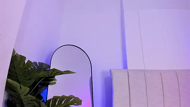 KaliBloom online show from April 24, 10:45 pm