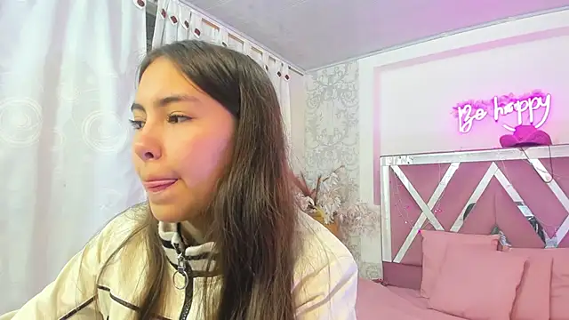 ISABELA TAY online show from December 15, 11:26 am