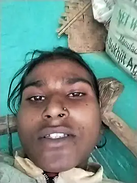 Big Lovexx online show from March 5, 7:15 am