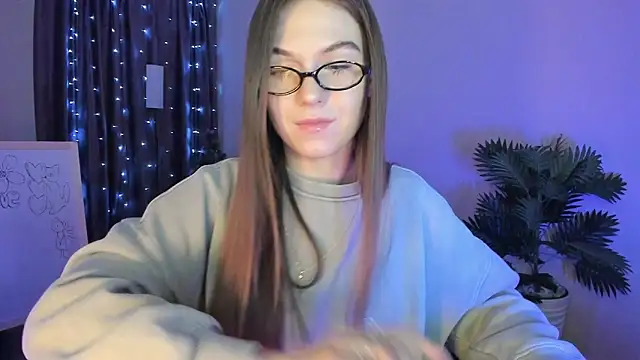 luna lust 212 online show from February 13, 4:25 am