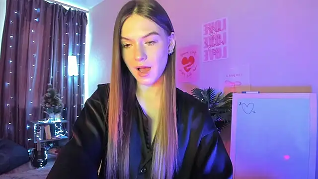 luna lust 212 online show from March 16, 4:37 am