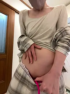 mayumichan13 online show from April 20, 8:45 pm