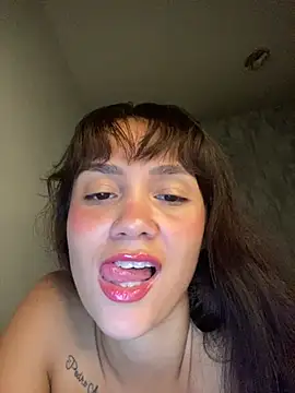 carolsapequinha online show from April 30, 1:11 am