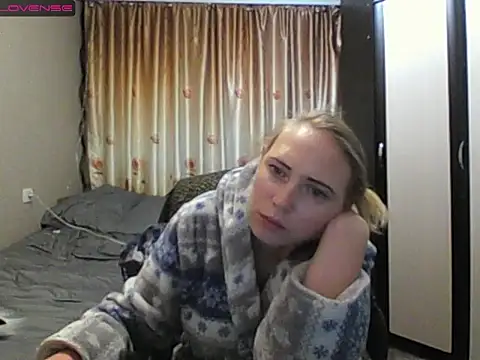 JenniDeep online show from April 25, 10:07 pm