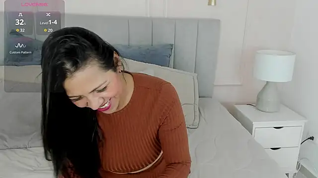 Dulce emi online show from April 21, 12:23 pm