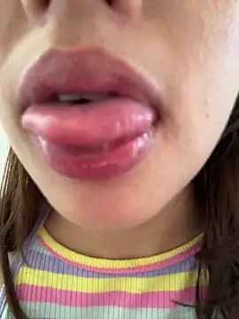 ginny ross online show from April 18, 7:58 pm