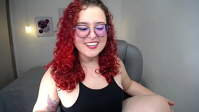 selene rouse  online show from April 25, 1:19 am