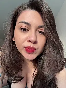 Lovynna online show from April 24, 3:37 pm