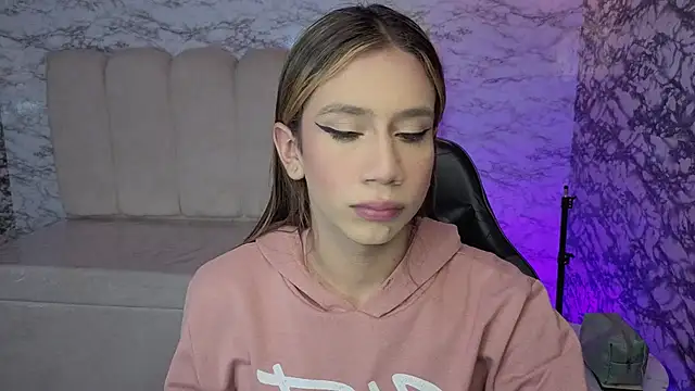 Evy Luxx v online show from February 10, 3:31 am