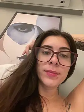 fer-nanda online show from April 12, 6:00 pm