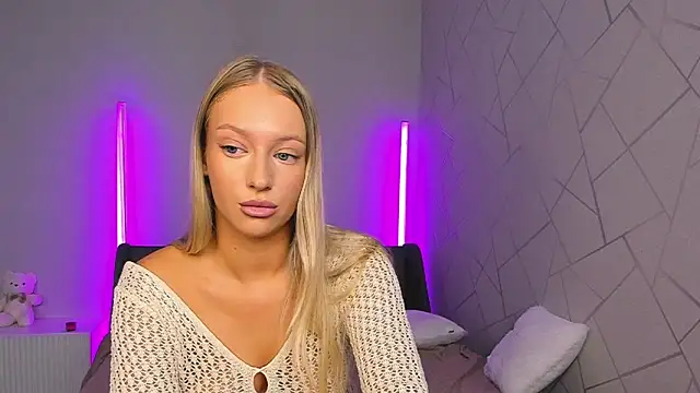 elldiana online show from June 13, 8:01 am