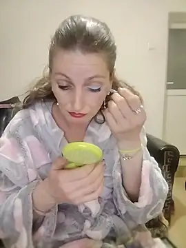 CrazyMaya39 online show from April 20, 9:40 pm