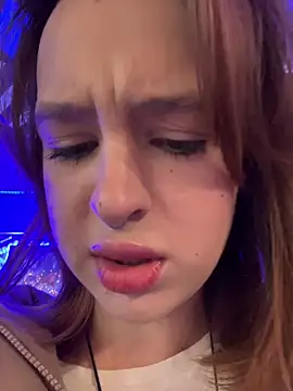 hani obsessed online show from February 28, 1:54 pm