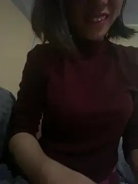 Trangbabylove online show from June 12, 3:14 am