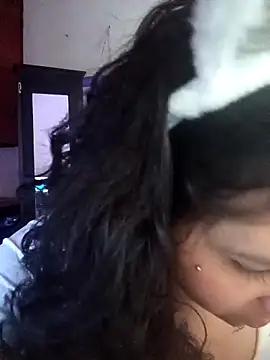 Melinerd online show from March 31, 6:08 pm