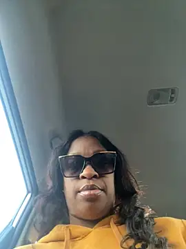 thicknessent online show from November 17, 10:21 pm