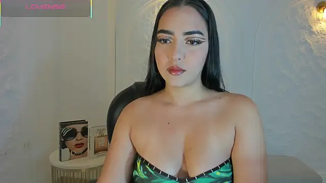 SophieLanne online show from January 9, 4:17 am