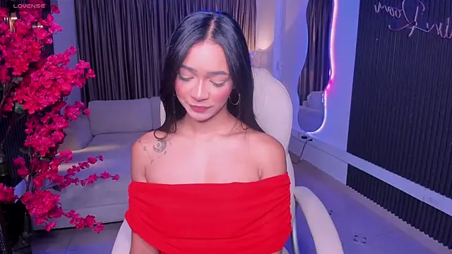 kylie collins online show from April 23, 3:36 am