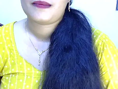 Muskan Jha online show from June 3, 2:33 pm