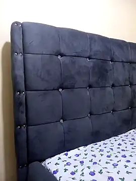 honeypot224 online show from April 23, 4:31 am