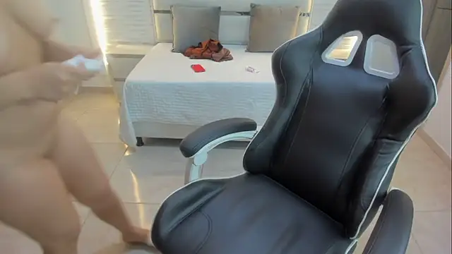 Tahira bakir online show from April 25, 12:41 pm