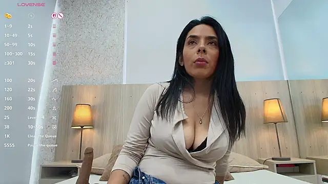 mature eva1 online show from April 27, 1:52 pm