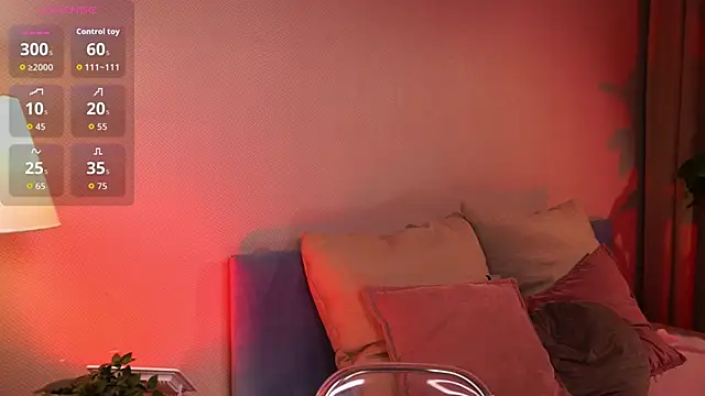 lexy exe online show from April 25, 8:50 pm