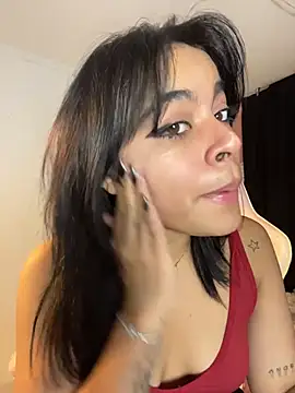 Sophie wyld online show from December 16, 5:13 am