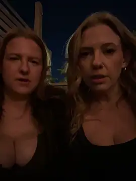 lizziel289 online show from January 18, 4:31 am