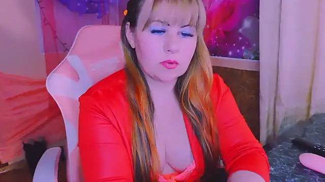 BESTLOLA online show from April 24, 2:42 pm