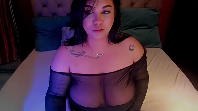 SpicyCarlaXX online show from June 21, 9:41 pm
