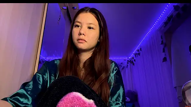 CutieSlim online show from November 22, 2:09 pm