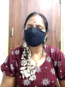 Queen-Neha online show from April 11, 6:22 pm