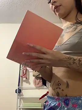 Dannii- online show from April 22, 3:14 am