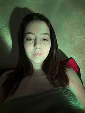 Anoraaa8A online show from April 28, 7:18 pm