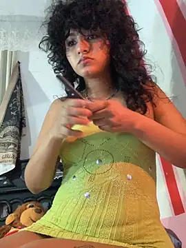 justcallmemargo online show from December 18, 1:32 am