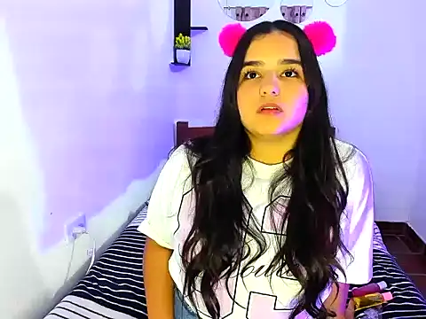 Babyhoney18 online show from November 18, 12:55 am