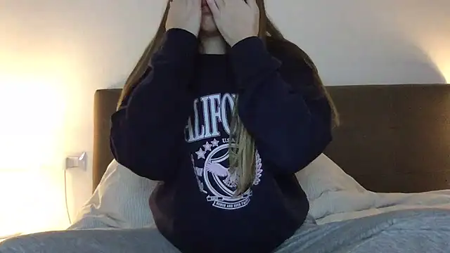 Martimartinaxx online show from March 15, 9:17 pm