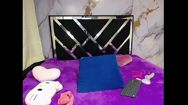 AmbarSxxx online show from April 16, 8:14 am