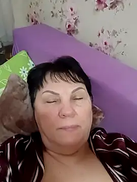 OliviaaSkyy online show from February 11, 5:42 am