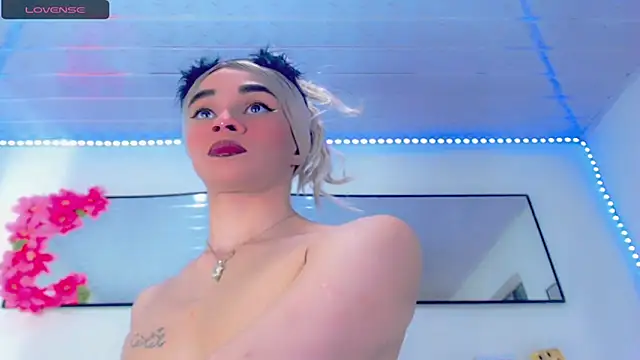 Karla hot777 online show from April 27, 1:52 pm