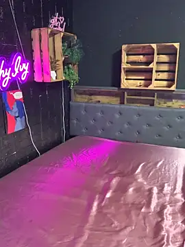 Shy-Ivy online show from January 5, 10:46 pm