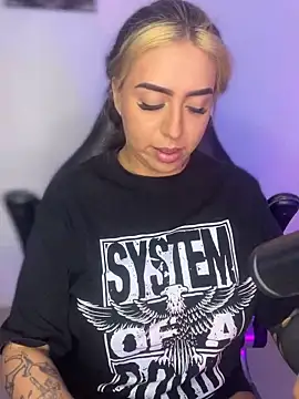 VeloraVyxen  online show from November 18, 2:56 am