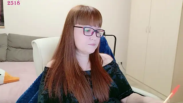 Foxy-lady online show from April 29, 5:30 pm