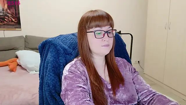 Foxy-lady online show from April 22, 12:02 pm