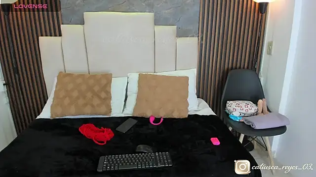 catiusca reyes 03 online show from April 22, 3:31 pm