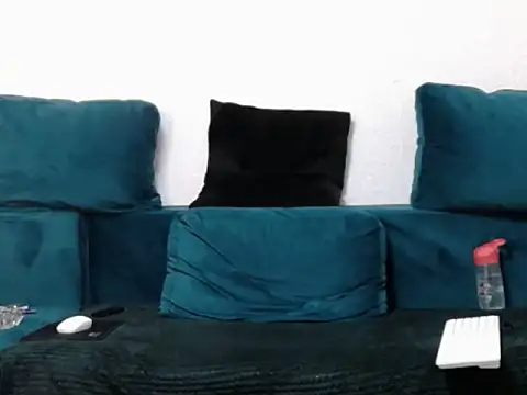 EmilyJenner online show from June 9, 7:46 pm